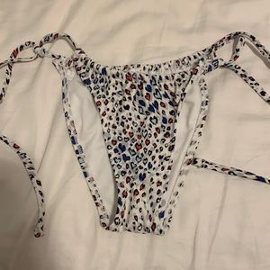 Bikini bottoms